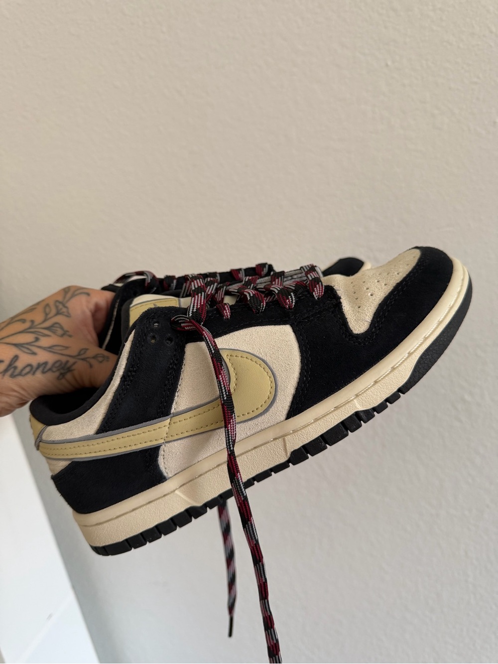 Nike Dunk Low LX - Black/Team Gold - Coconut Milk